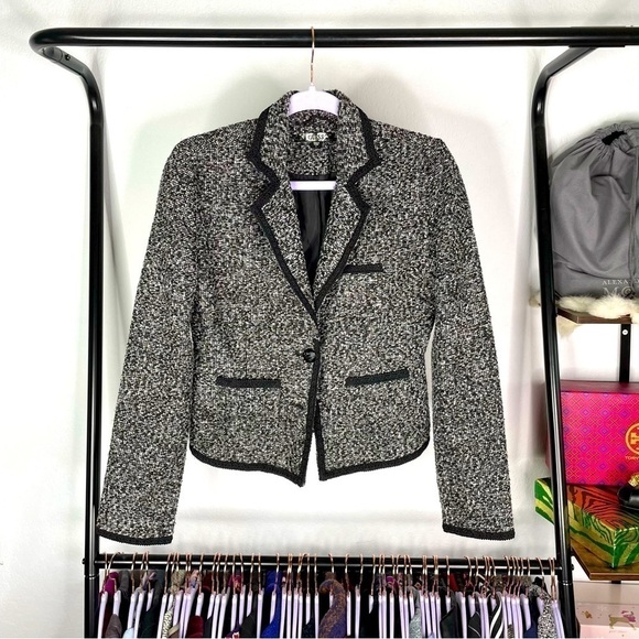 Guess Jackets & Blazers - GUESS Los Angeles Black & Gray Boucle Tweed Blazer